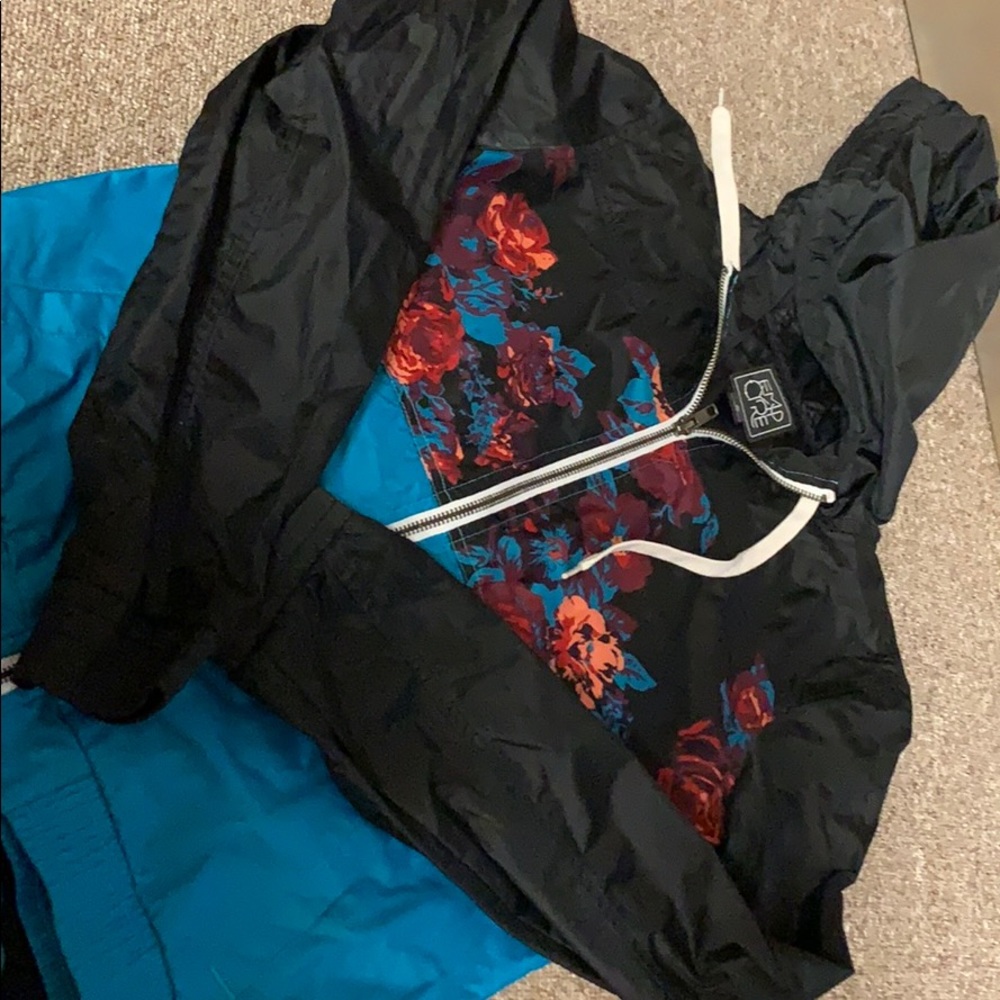 Jacket - Picture 4 of 4